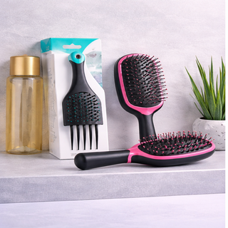 HAIR BRUSH