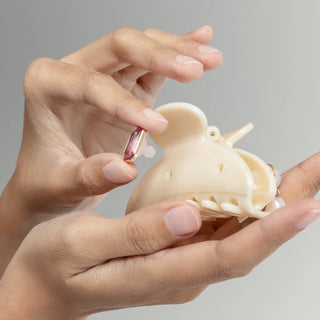 Kitsch Kitschpop Curved Claw Clip 7pc Set Vintage- Pearlized Cream