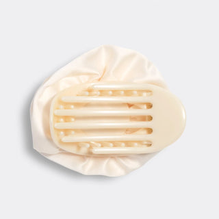 Kitsch Satin Rosette Medium Flat Cloud Clip Cream