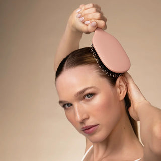 Kitsch Smooth & Polish Brush in Terracotta