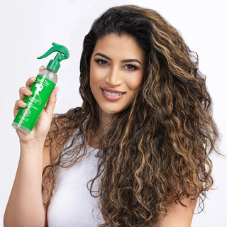 Camille Rose Rosemary Water Daily Strengthening Mist 236ml